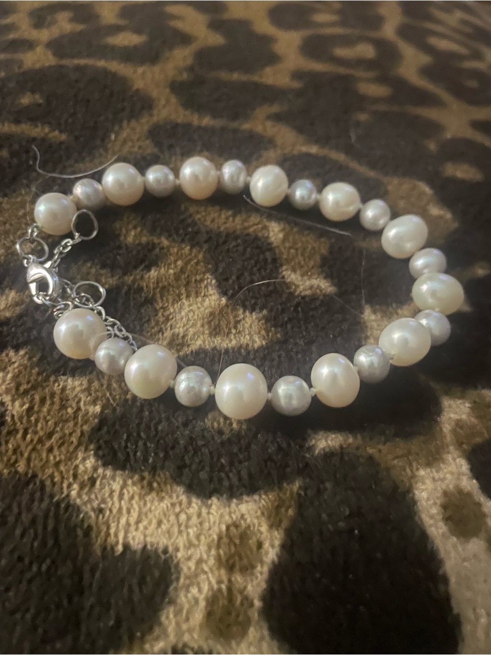Classic genuine white  Pearl Bracelet with Silver Accents adjustable
